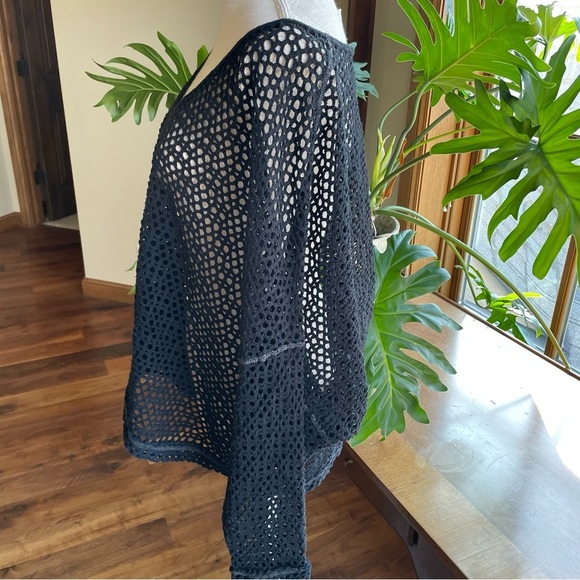 We The Free Black Open Weave Crochet Sweater Top - Picture 5 of 13